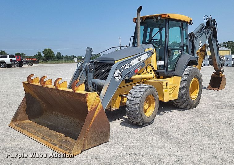 2010 John Deere 710J  backhoe - DP5177