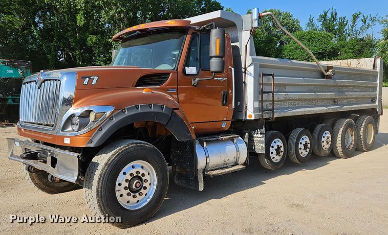 2013 International WorkStar 7600  dump truck - DQ1754