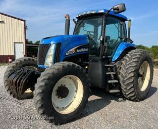 2003 New Holland TG210  MFWD tractor - II9073