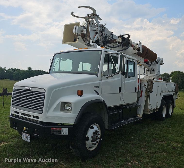 2002 Freightliner FL80  Crew Cab digger derrick truck - LW9668