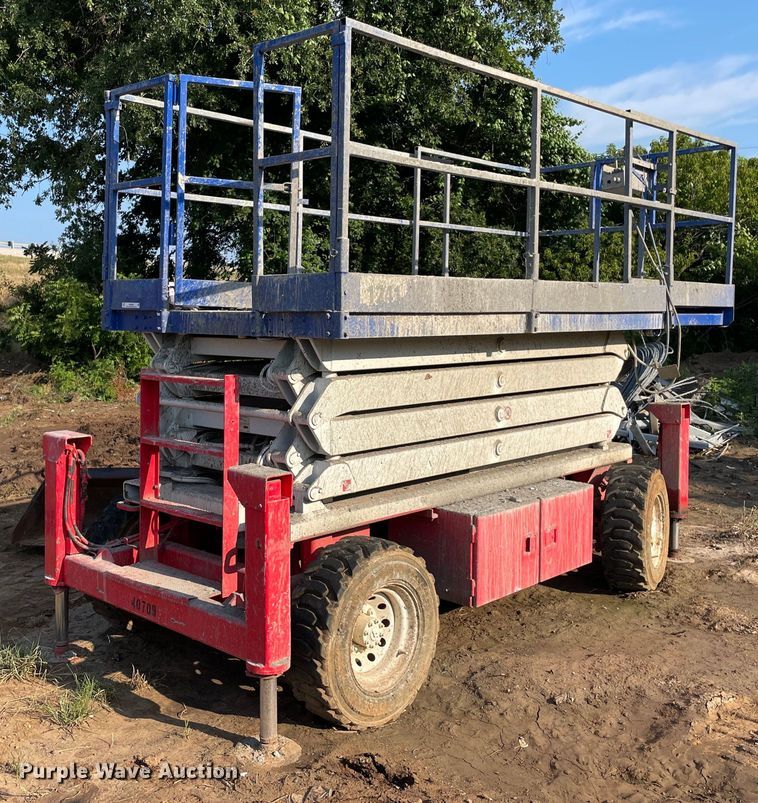 Skyjack SJ7135  scissor lift - MR9096