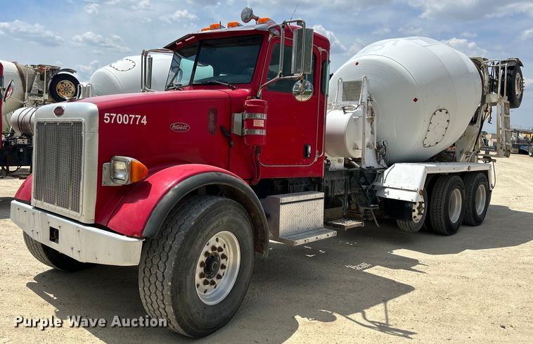 2007 Peterbilt 357  ready mix truck - DR4643