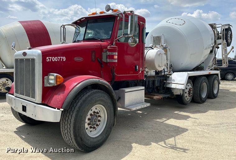 2007 Peterbilt 357  ready mix truck - DR4644