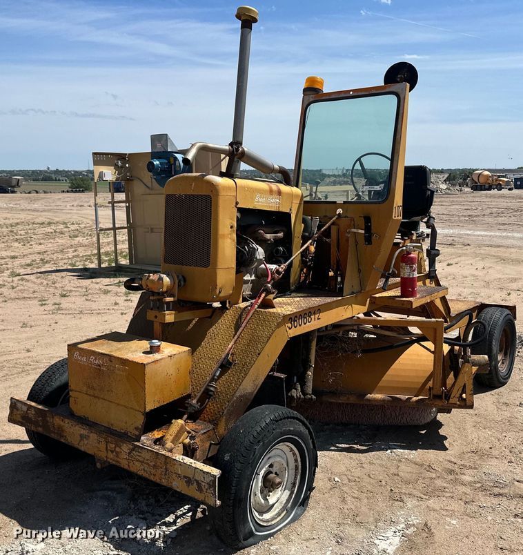 1974 Broce  broom - NY9032