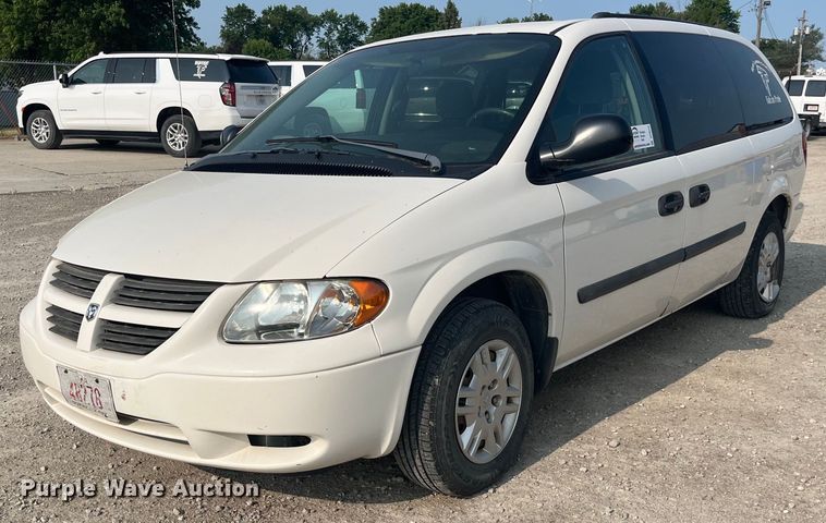 2005 Dodge Grand Caravan  van - DP0515