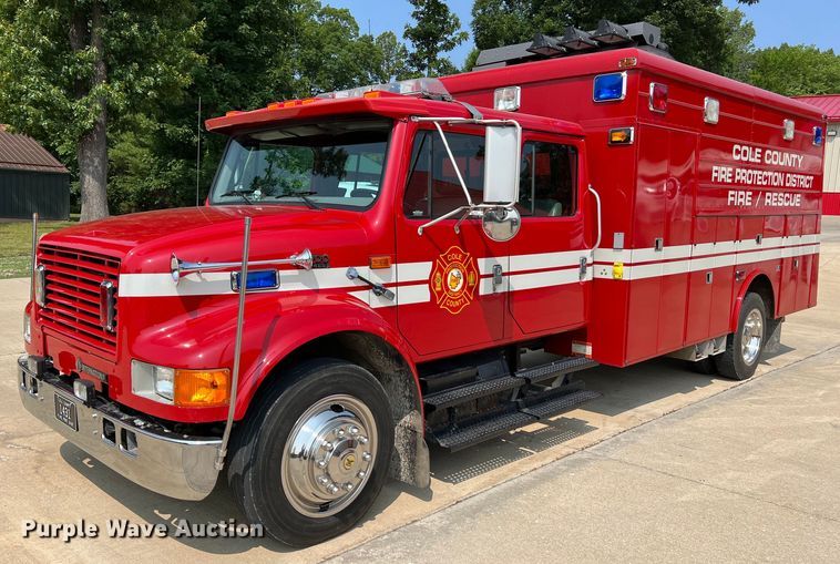 1997 International 4700  rescue vehicle - II9156