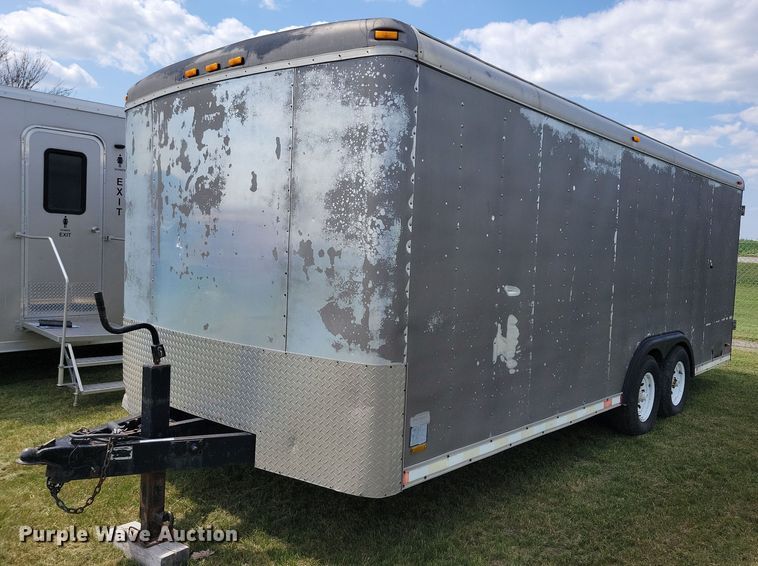 1995 Pace American  enclosed cargo trailer - JO9203