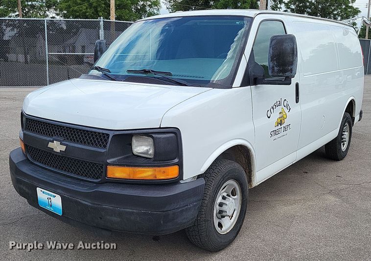 2008 Chevrolet Express 2500  van - LS9550