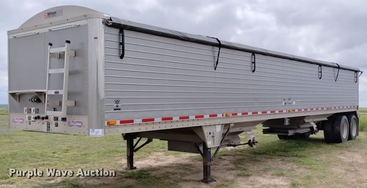 2011 Wilson DWH-551PW  grain trailer - DN6492