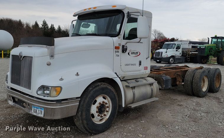 2007 International 9400i  semi truck - JO9069