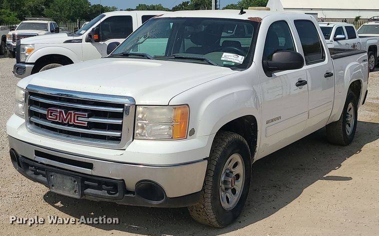 2012 GMC 1500  Crew Cab pickup truck - DC6039