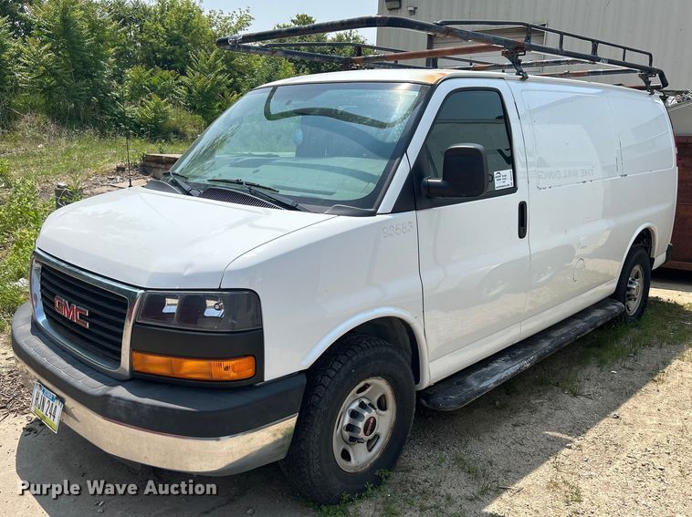 2015 GMC Savana G2500  van - DR4732