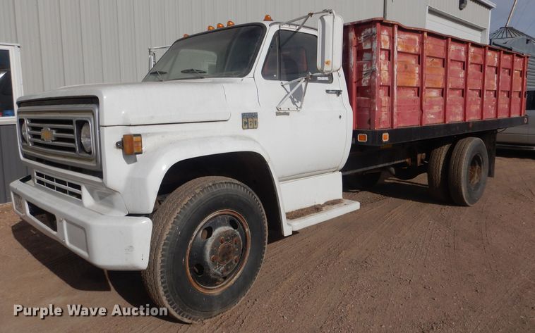 1989 GMC C60  grain truck - HU9383