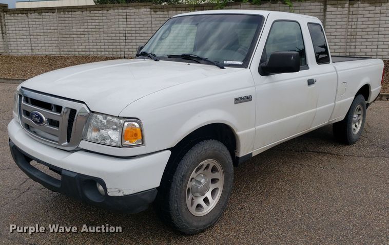 2010 Ford Ranger  SuperCab pickup truck - IP9321
