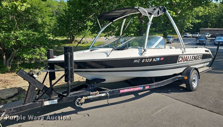 1989 Bayliner Ski Challenger  boat - LW9750