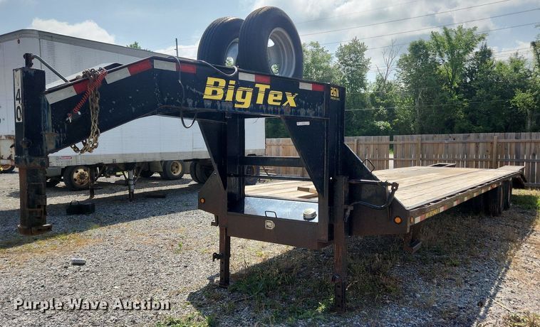 2013 Big Tex 22GN-28BK+5CP  equipment trailer - OK9585