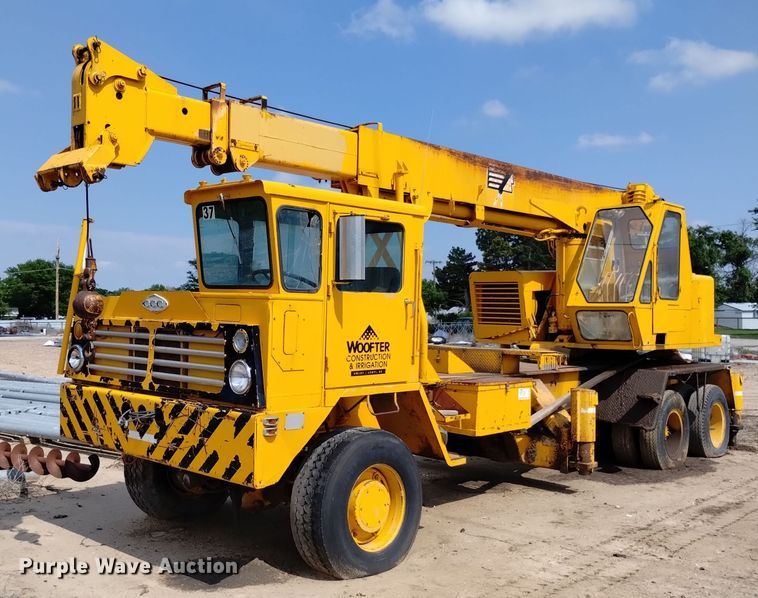 Galion 150T  crane - DP3295