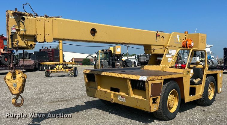 Broderson 1C2002B  crane - DR4739