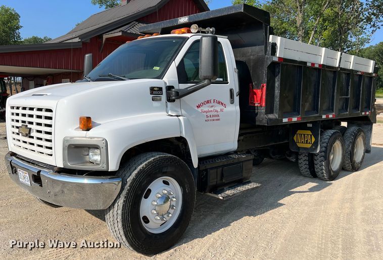 2006 Chevrolet C8500  dump truck - II9200