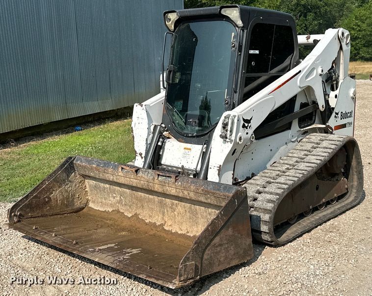2015 Bobcat T650  tracked skid steer loader - MB9586