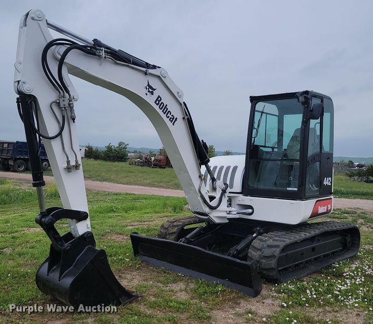 2004 Bobcat 442A  mini excavator - ML9499