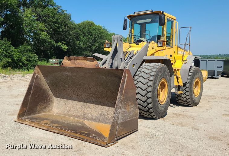 2004 Volvo L120E  wheel loader - MO9921