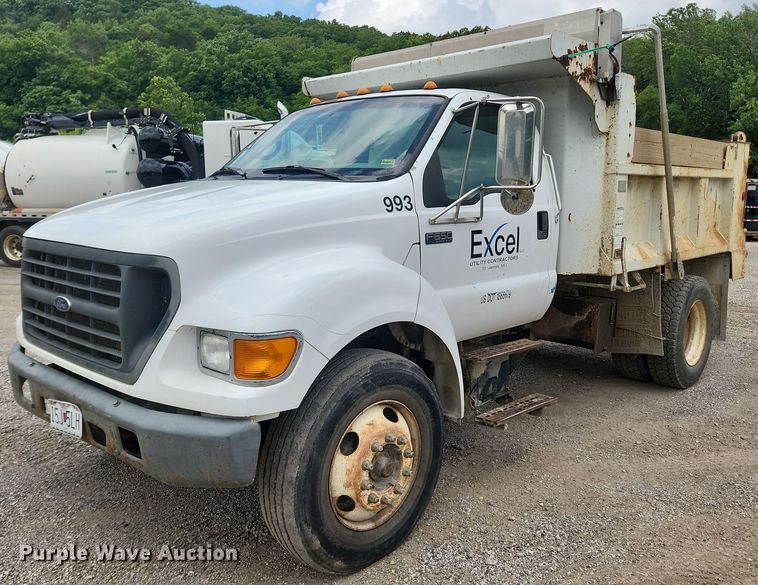 2003 Ford F650 Super Duty XL  dump truck - OK9583