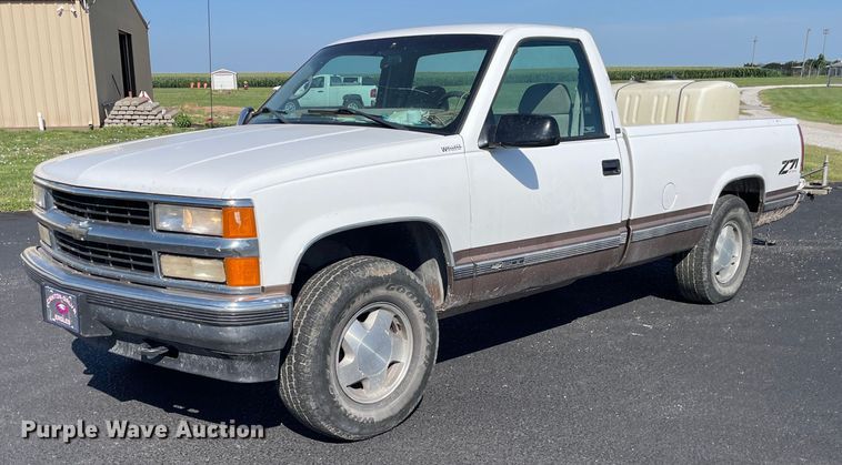1998 Chevrolet K1500  pickup truck - LS9316