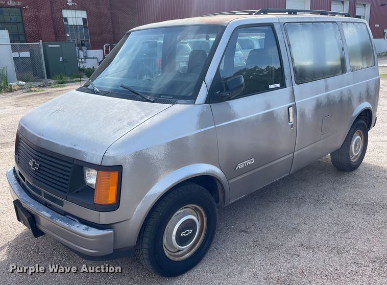 1991 Chevrolet Astro  van - ME9882