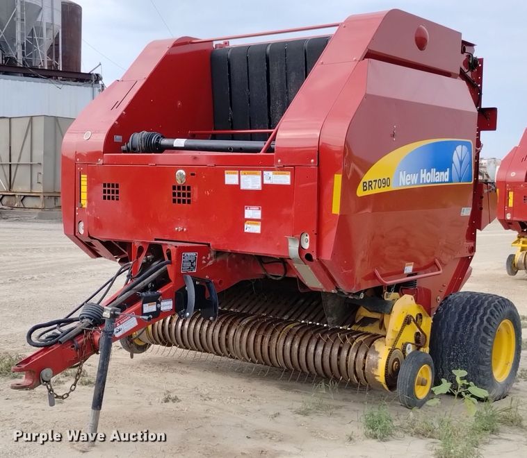 2008 New Holland BR7090  round baler - DP3303