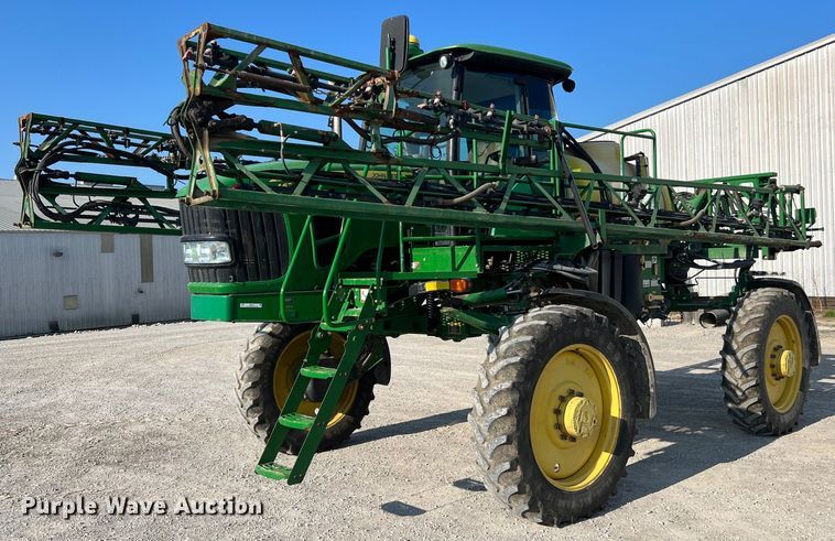 2014 John Deere 4630  sprayer - II9213