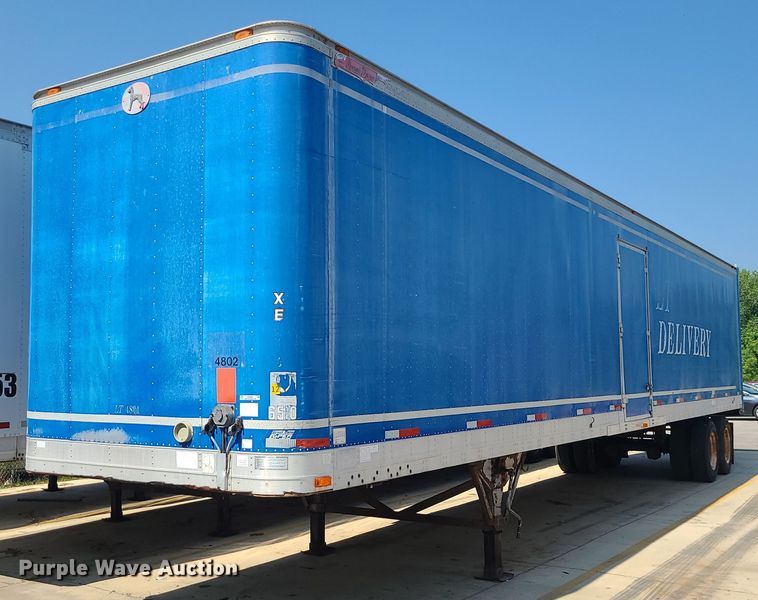 1988 Great Dane  dry van trailer - MO9887
