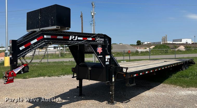 2020 PJ LD402  equipment trailer - NE9012