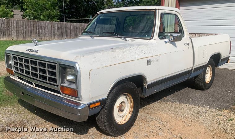 1983 Dodge Ram D150  pickup truck - LH9688