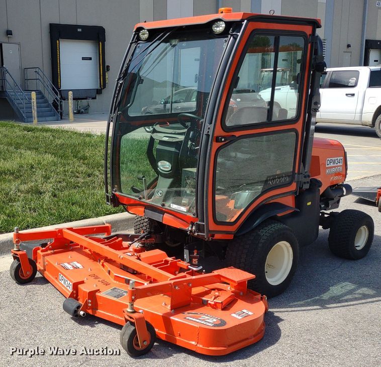 2019 Kubota F3990  lawn mower - LL9165