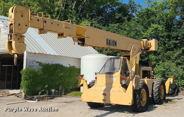 Galion KC10  crane - MO9981