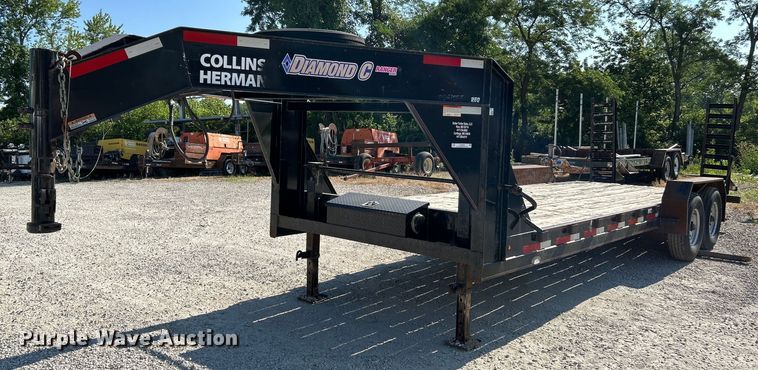 2014 Diamond C Ranger Series  equipment trailer - OK9609