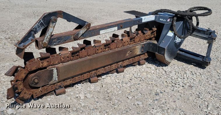 Lowe XR-21  skid steer trencher - JO9267