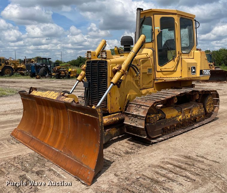 1996 John Deere 750C  dozer - LS9331