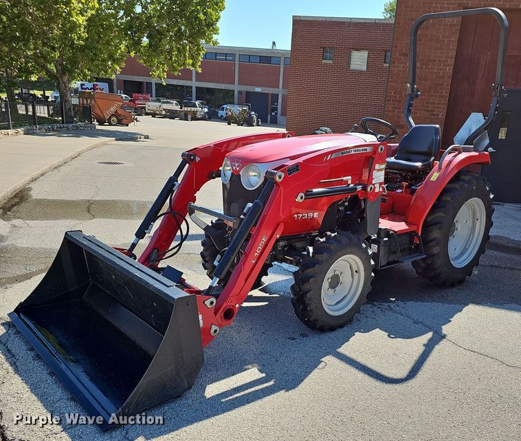 2014 Massey Ferguson 1739E  tractor - DN8567