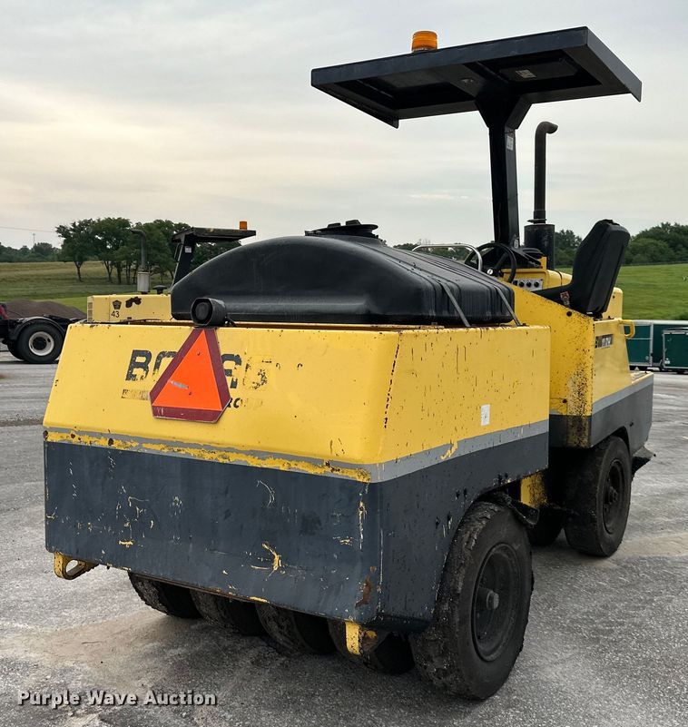 Bomag BW11RH  pneumatic roller - DO5111