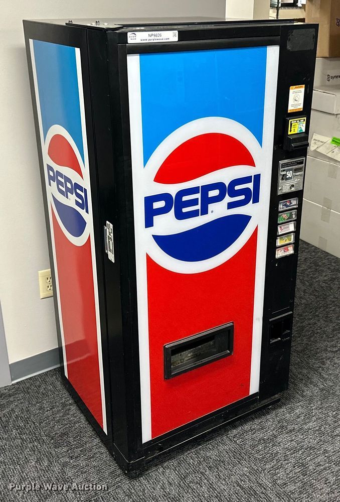 Vending machine - NP9826