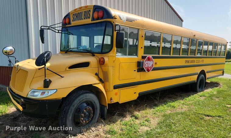 2006 International CE200  school bus - OK9594