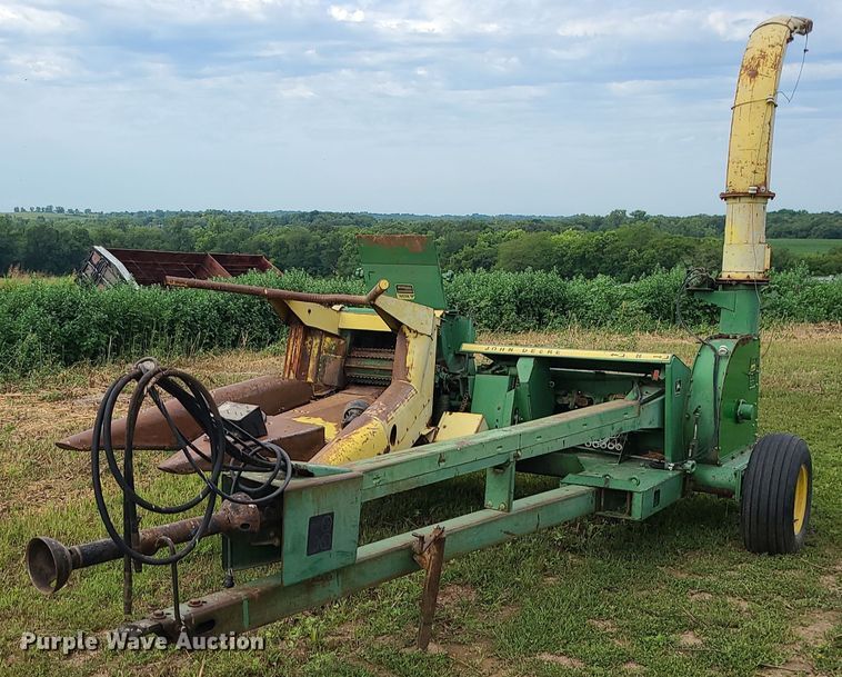 John Deere  forage harvester - BR9782