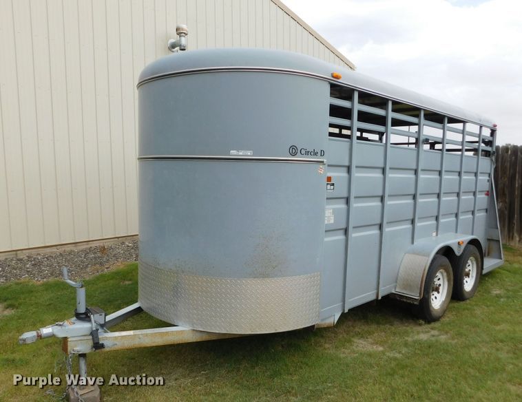 2003 Circle D  livestock trailer - GP9628