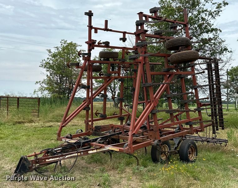 Kent Series V  field cultivator - MB9689