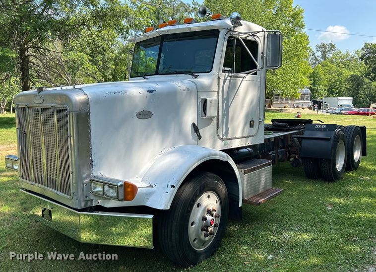 1992 Peterbilt 378  semi truck - OK9646