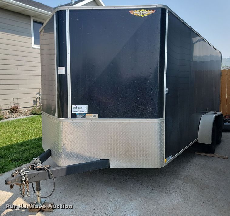 2015 H&H TC 16 2  enclosed cargo trailer - DQ7493