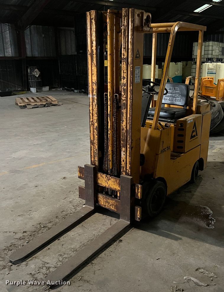 Allis Chalmers ACC30  forklift - LI9568