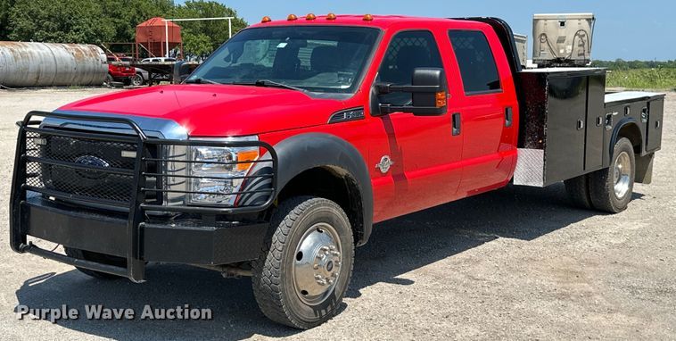 2016 Ford F450 Super Duty  Crew Cab flatbed truck - MB9741